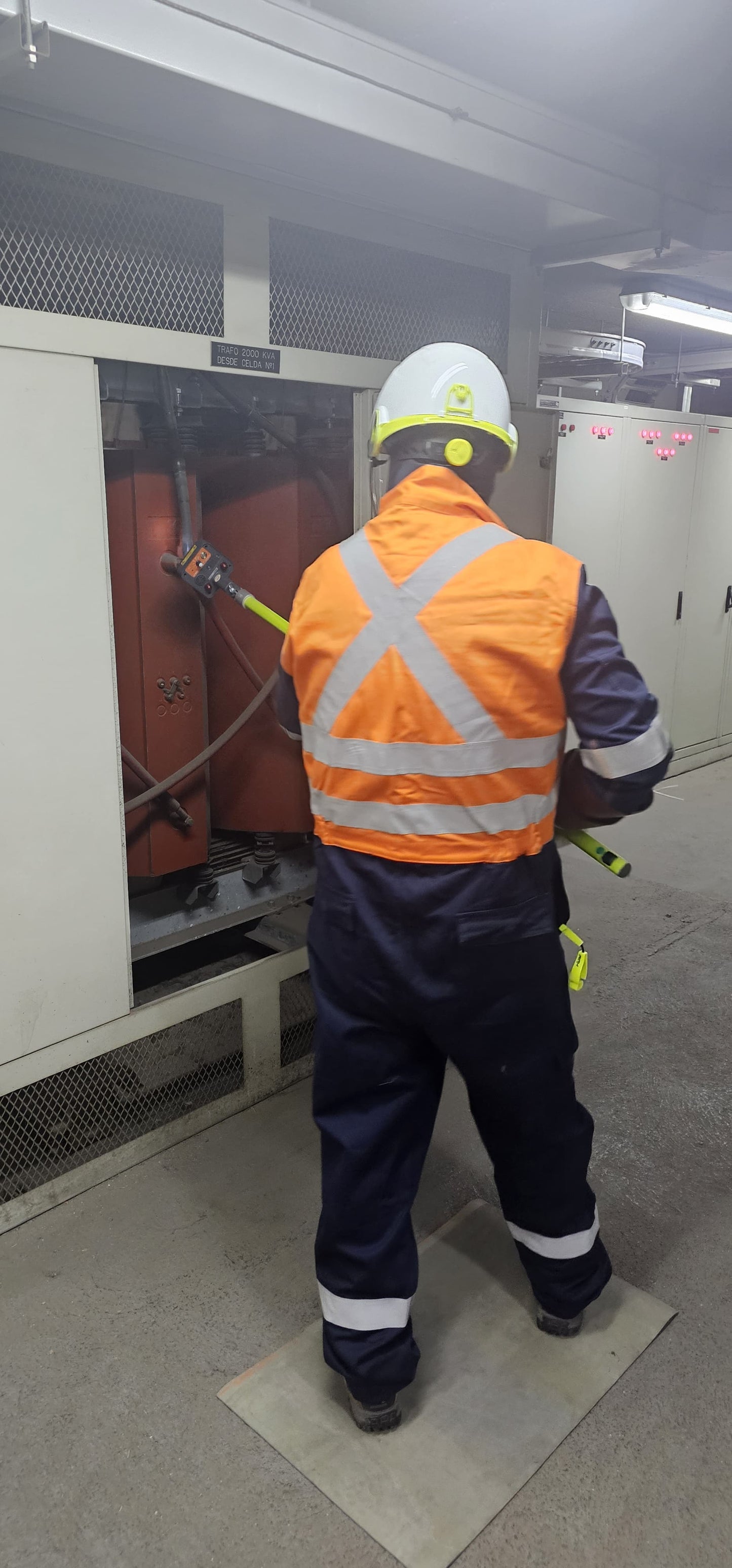 MANTENCIÓN DE TRANSFORMADORES Y CELDAS DE MEDIA TENSIÓN